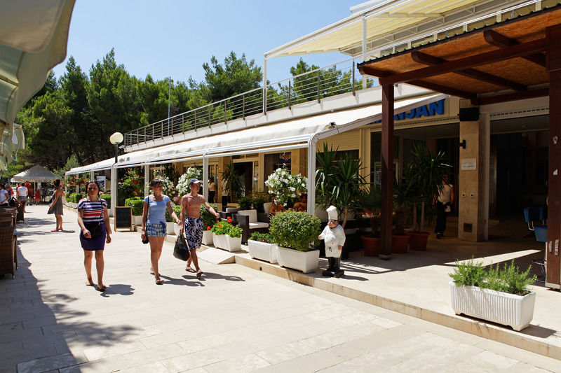 Zlatni Rat Beach Resort 볼 외부 사진